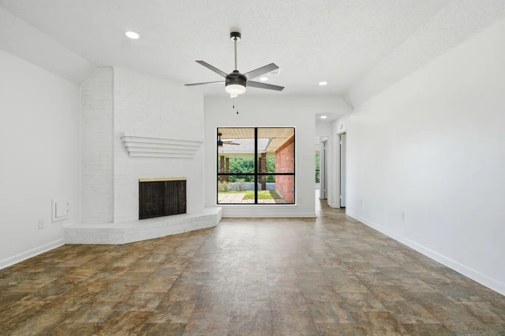 931 PR 5140 Grapeland, TX 75844