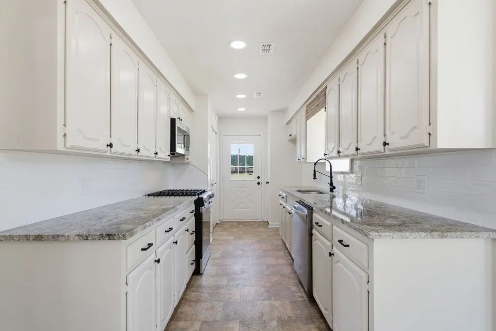 931 PR 5140 Grapeland, TX 75844