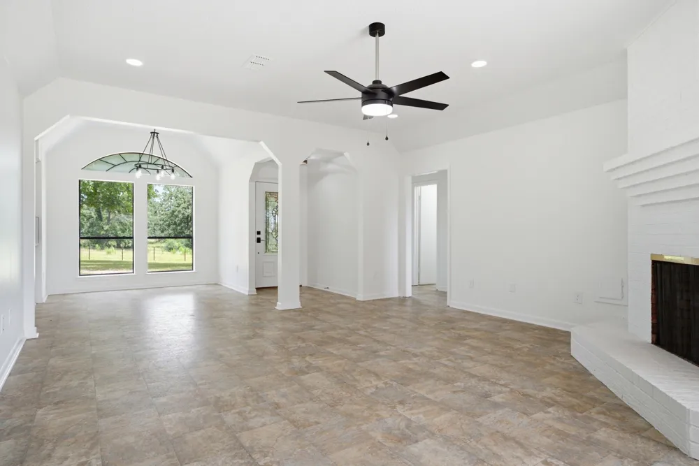 931 PR 5140 Grapeland, TX 75844