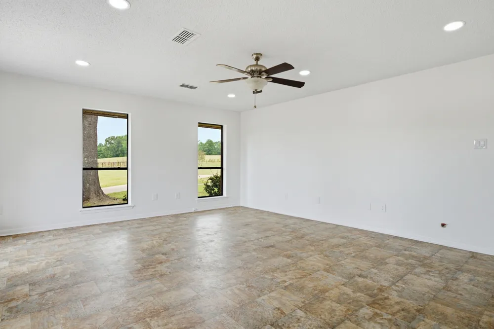 931 PR 5140 Grapeland, TX 75844