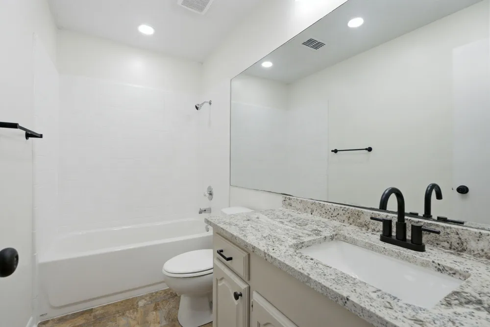 931 PR 5140 Grapeland, TX 75844