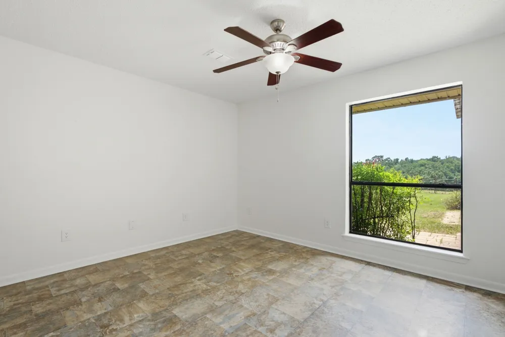 931 PR 5140 Grapeland, TX 75844