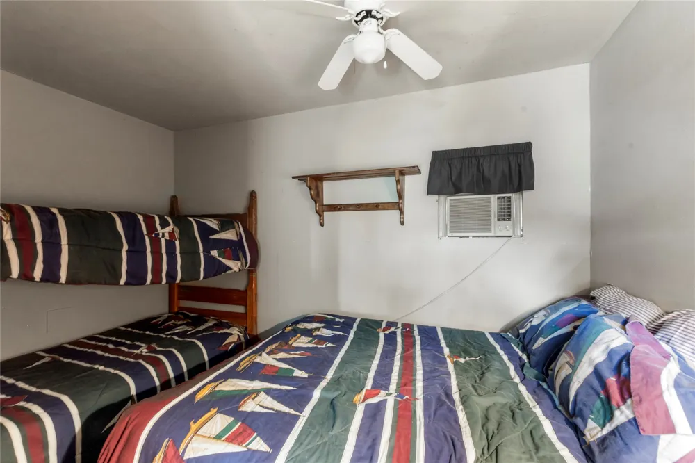 1820 Bounty View Drive Tool, TX 75143