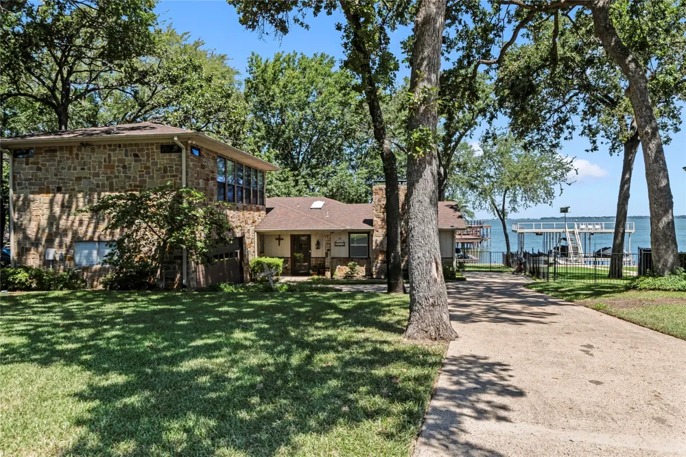 1820 Bounty View Drive Tool, TX 75143