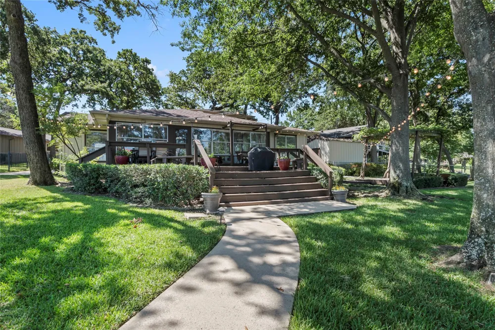 1820 Bounty View Drive Tool, TX 75143