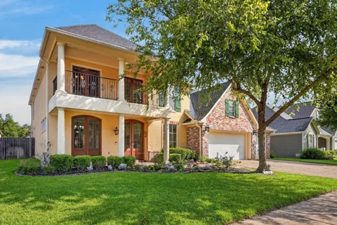 118 Hallette Drive