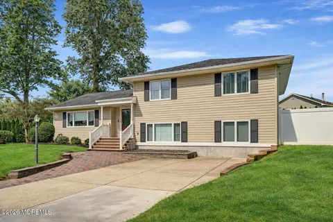 27 Stevens Avenue