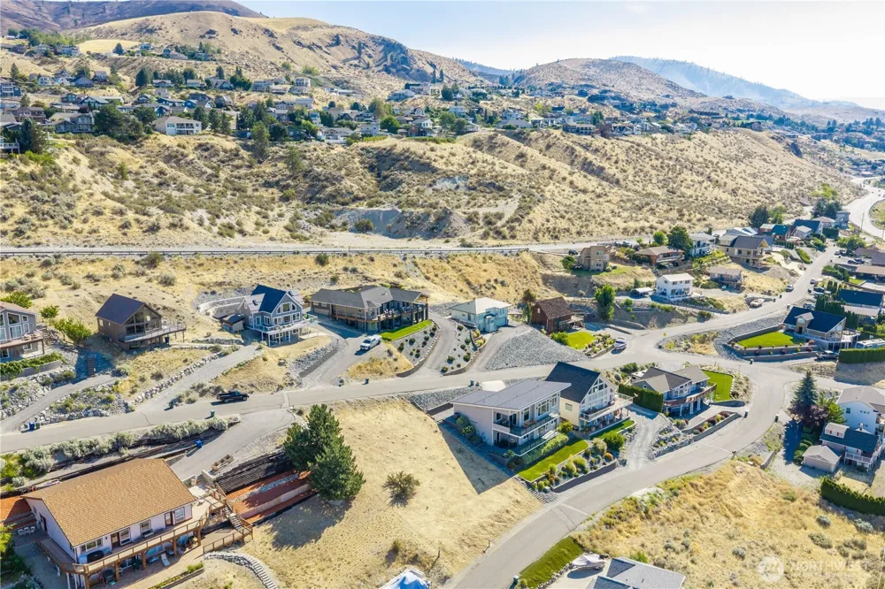 115 San Remo Ln Chelan, WA 98816