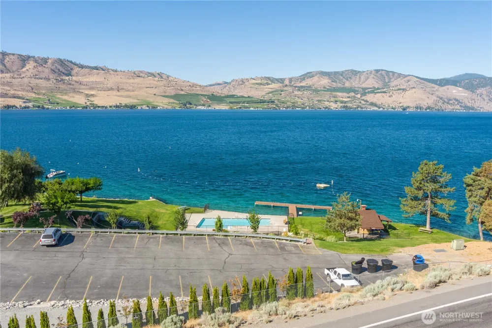115 San Remo Ln Chelan, WA 98816