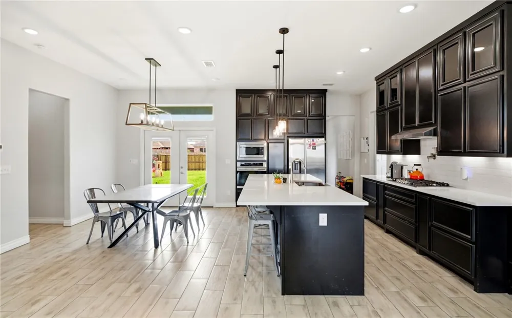6330 Oso Parkway Corpus Christi, TX 78414