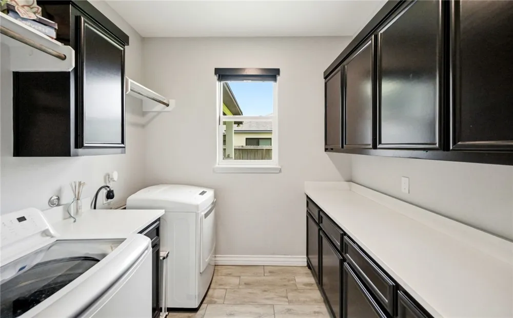 6330 Oso Parkway Corpus Christi, TX 78414