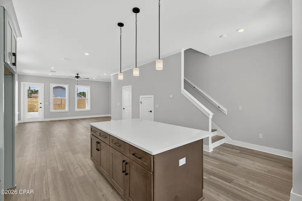 52315233 Thomas Drive Panama City Beach, FL 32408
