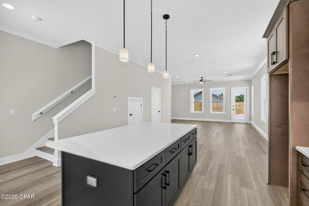 52315233 Thomas Drive Panama City Beach, FL 32408