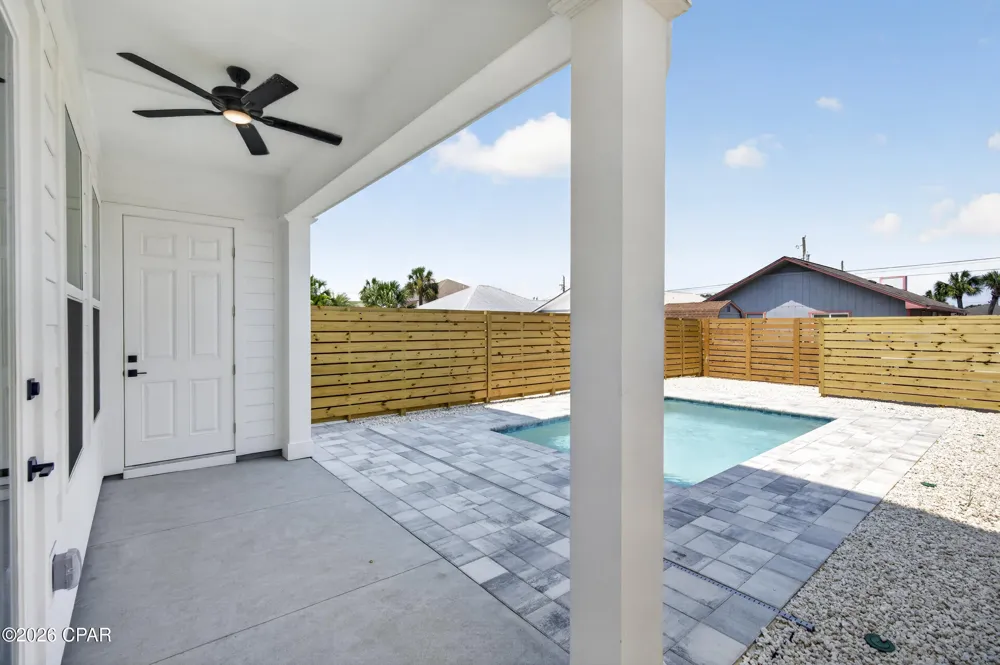 52315233 Thomas Drive Panama City Beach, FL 32408