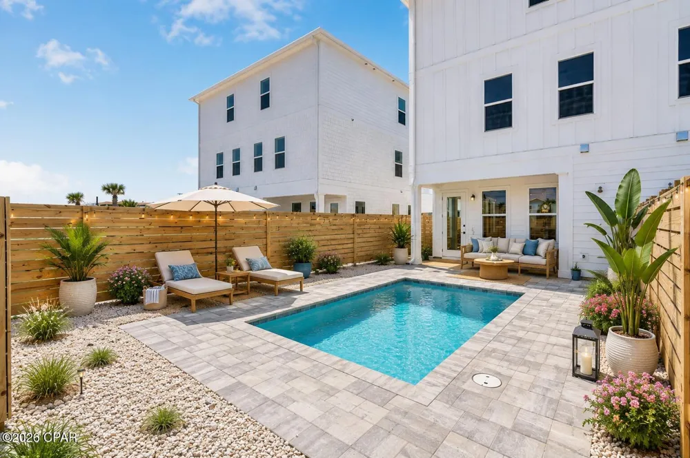 52315233 Thomas Drive Panama City Beach, FL 32408