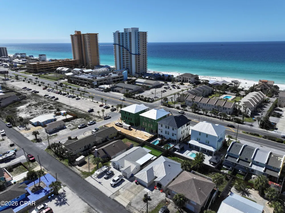 52315233 Thomas Drive Panama City Beach, FL 32408