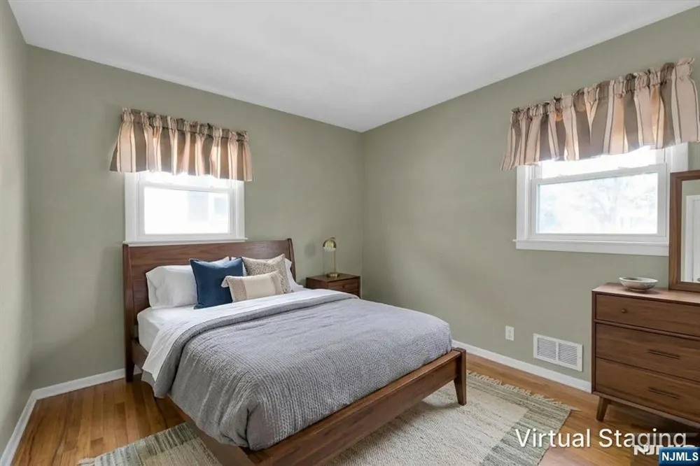 44 Lorrie Lane Clifton, NJ 07012