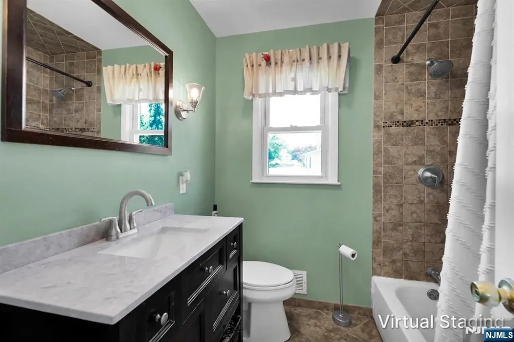 44 Lorrie Lane Clifton, NJ 07012