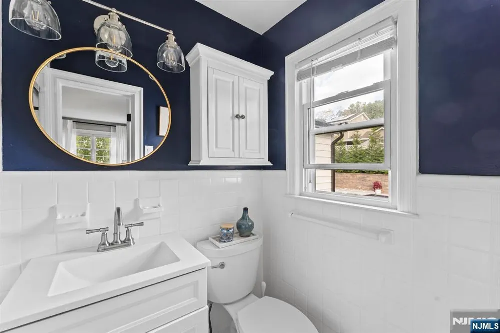 14 Congress Road Emerson, NJ 07630