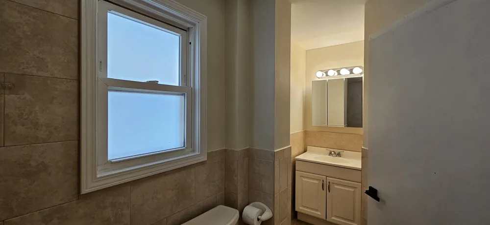 780 6TH ST Secaucus, NJ 07094