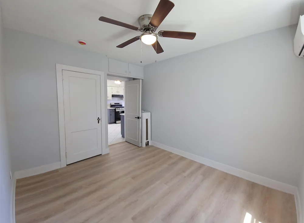 780 6TH ST Secaucus, NJ 07094