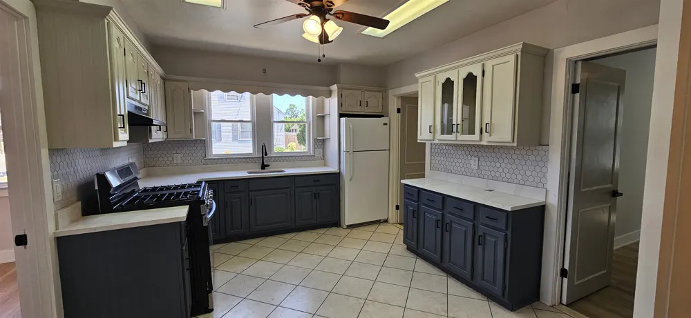 780 6TH ST Secaucus, NJ 07094