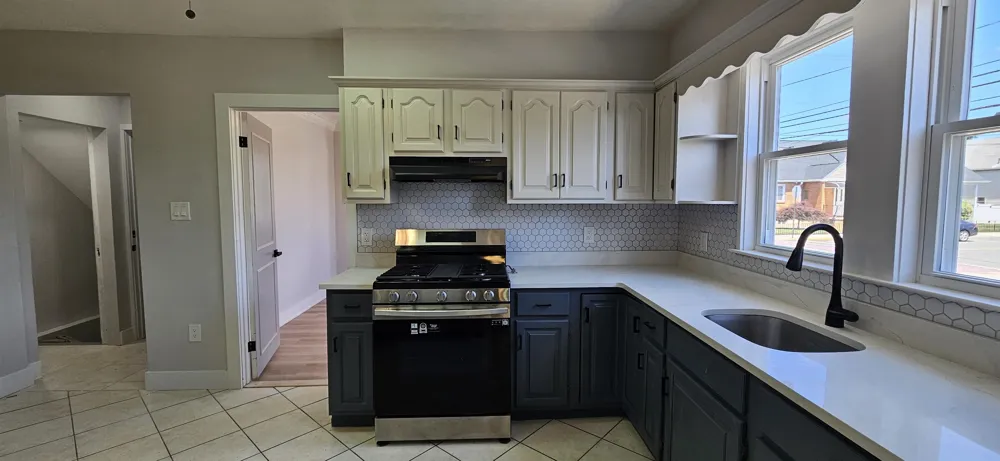 780 6TH ST Secaucus, NJ 07094