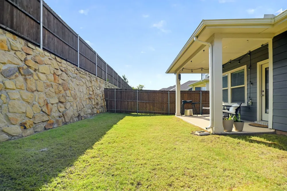 2230 Cliff Springs Drive Forney, TX 75126