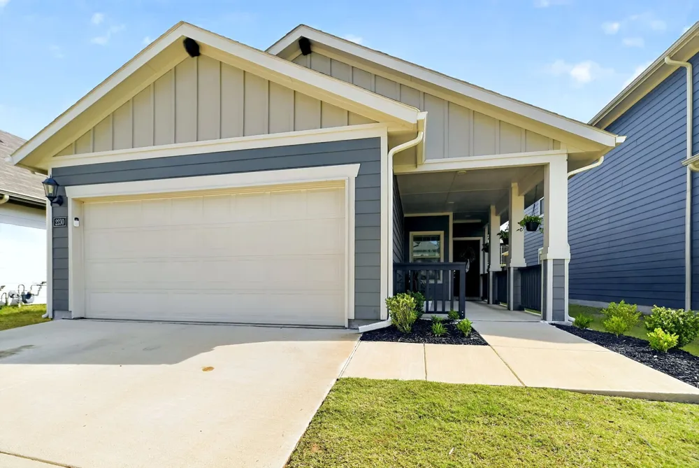 2230 Cliff Springs Drive Forney, TX 75126