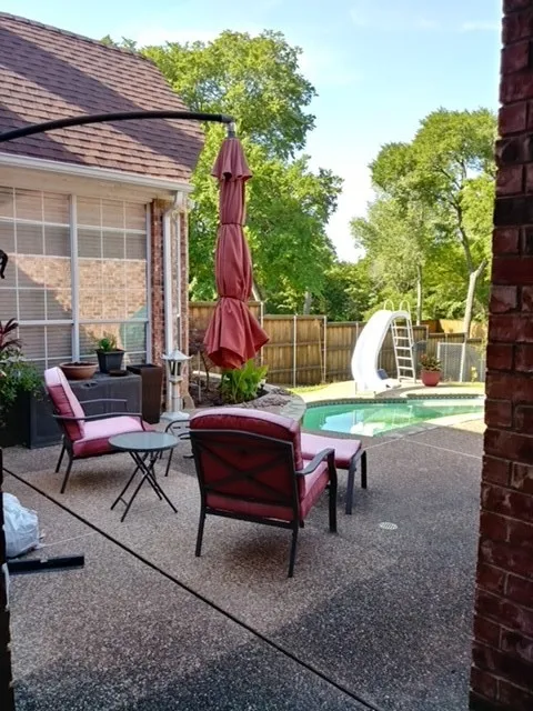 1128 Sawsawi Trail DeSoto, TX 75115