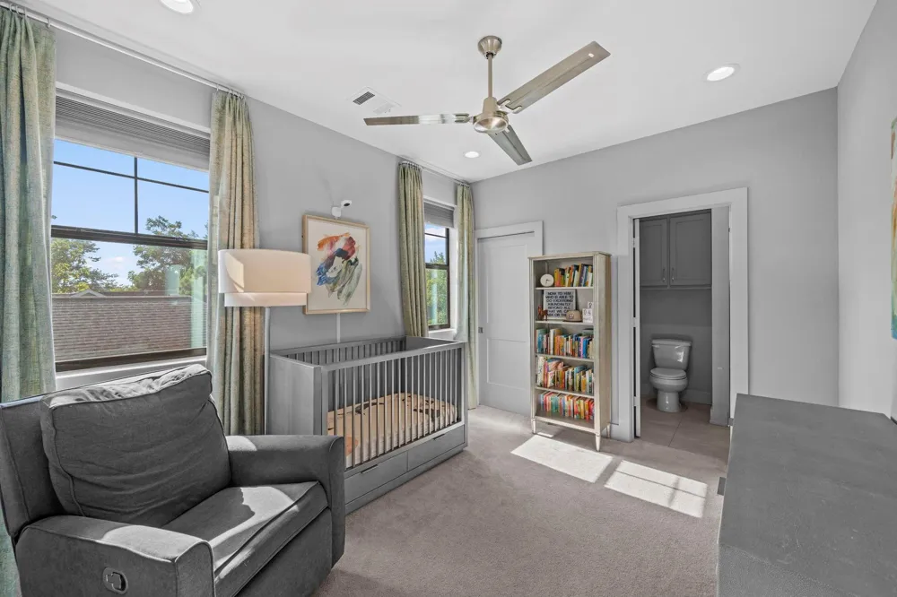 3317 Arlington Street Houston, TX 77018