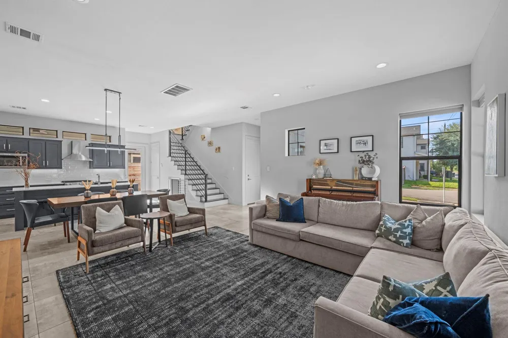 3317 Arlington Street Houston, TX 77018