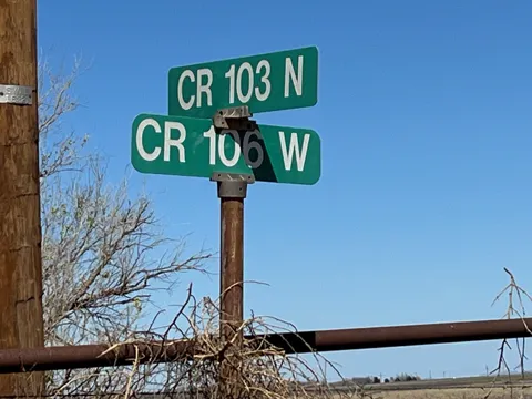 County Road 106 W