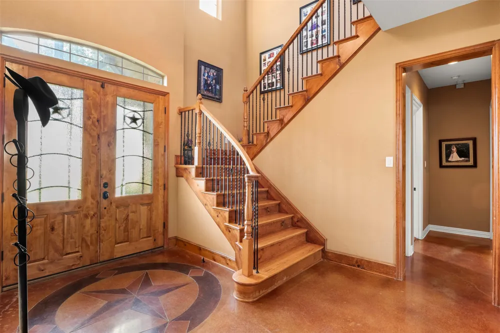 170 Steel Dust Drive Red Oak, TX 75154