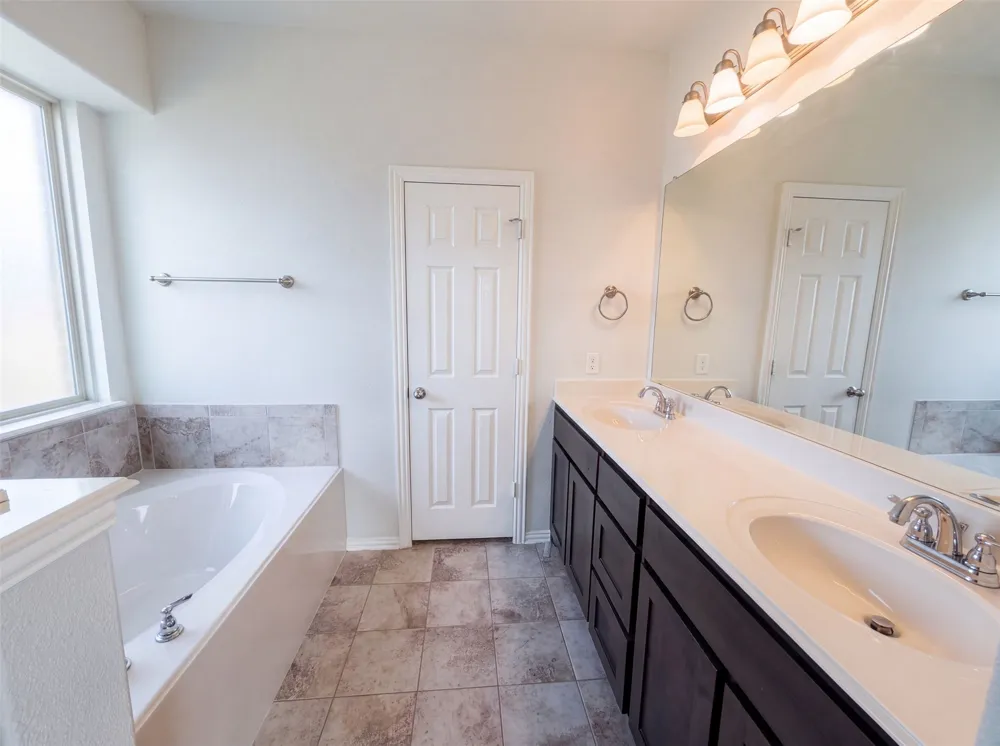 204 Janice Court Glenn Heights, TX 75154