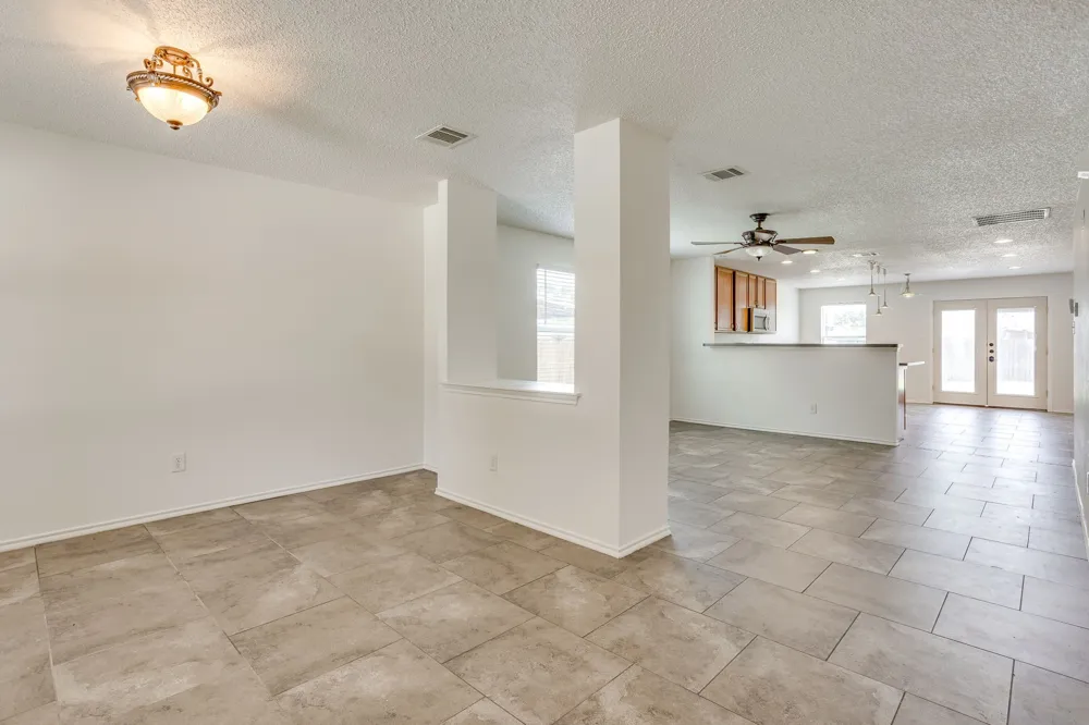 653 Condor Trail Saginaw, TX 76131