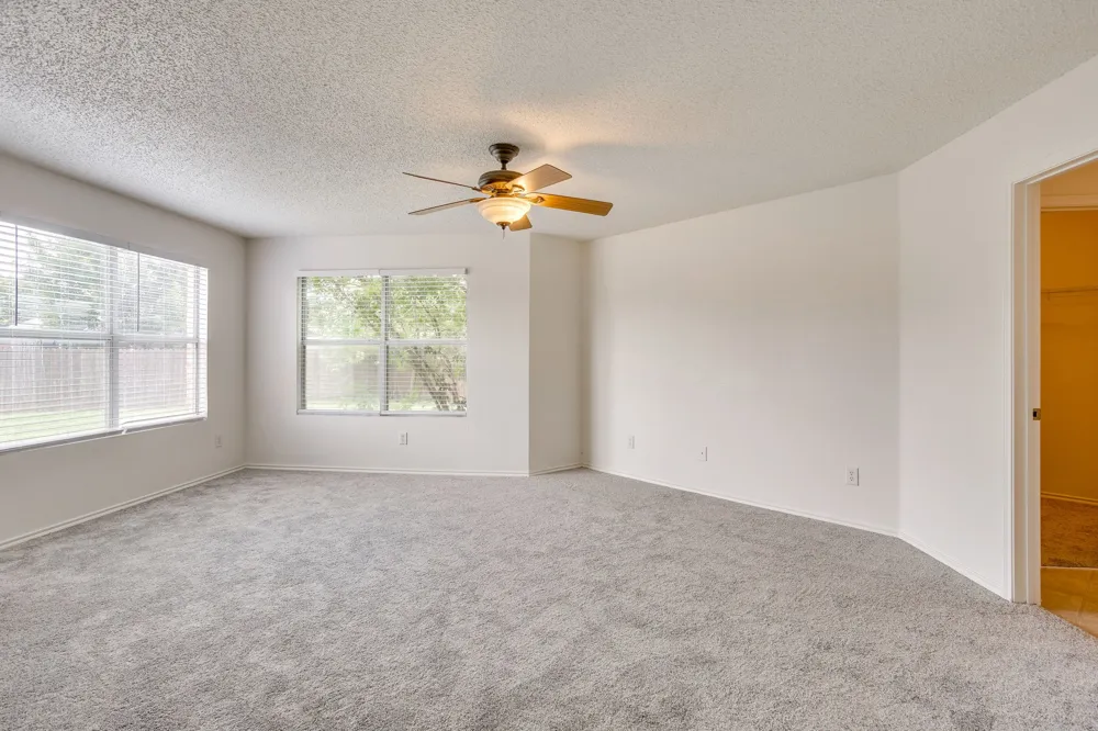 653 Condor Trail Saginaw, TX 76131