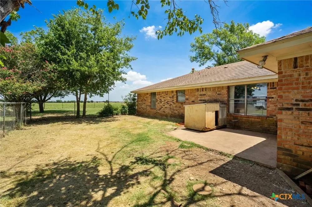 792 Evening Star McGregor, TX 76657