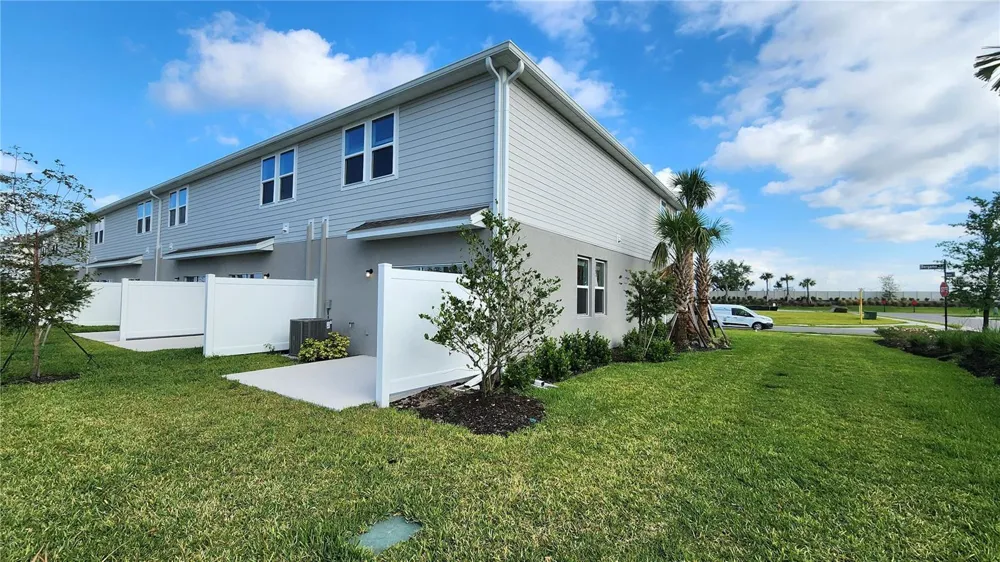 16656 BERGAMO PLACE Lakewood Ranch, FL 34211