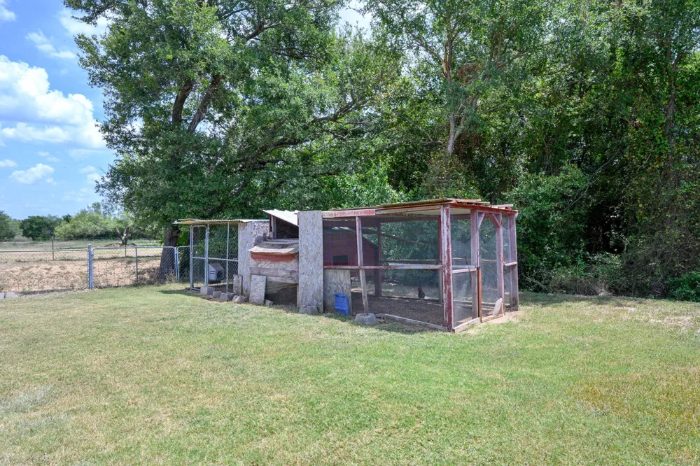 1309 S Mingus Boulevard Mingus, TX 76463