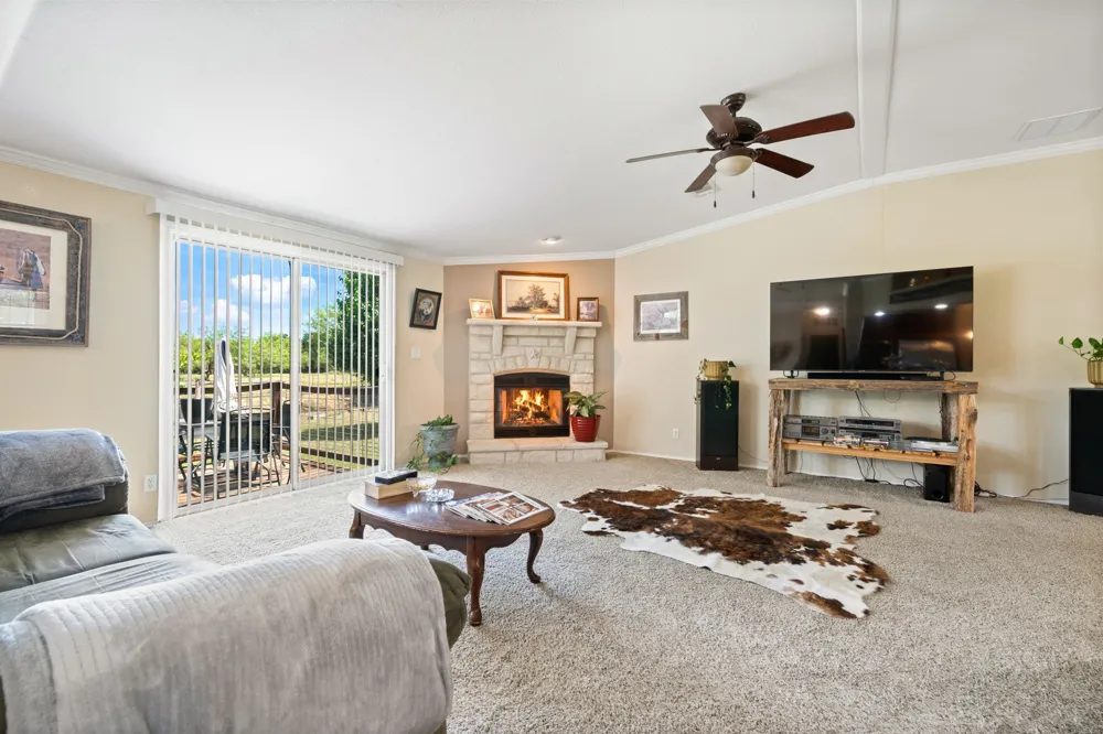 1309 S Mingus Boulevard Mingus, TX 76463