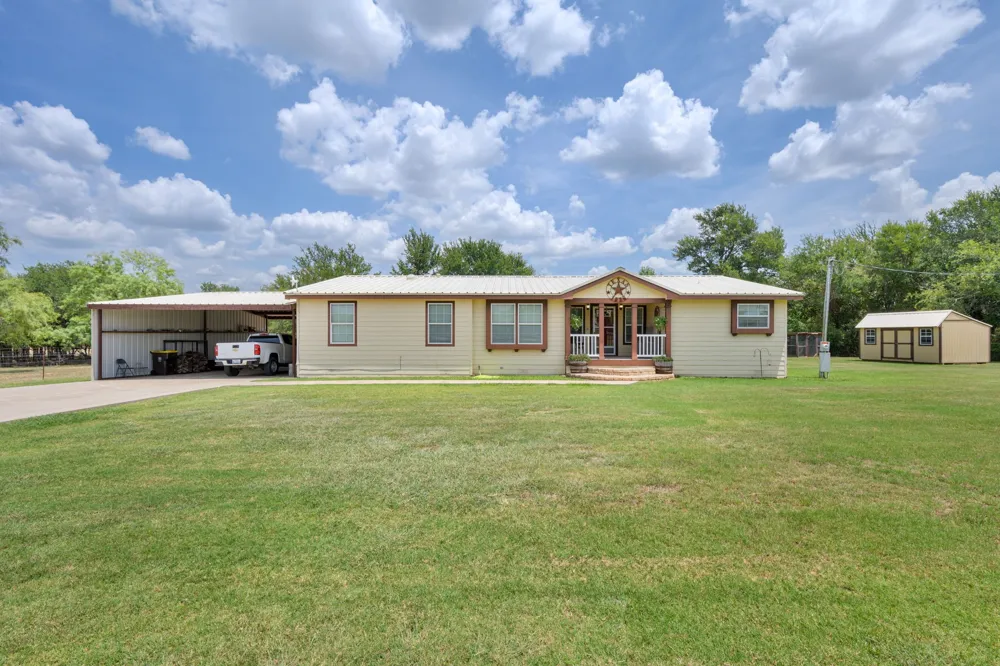 1309 S Mingus Boulevard Mingus, TX 76463