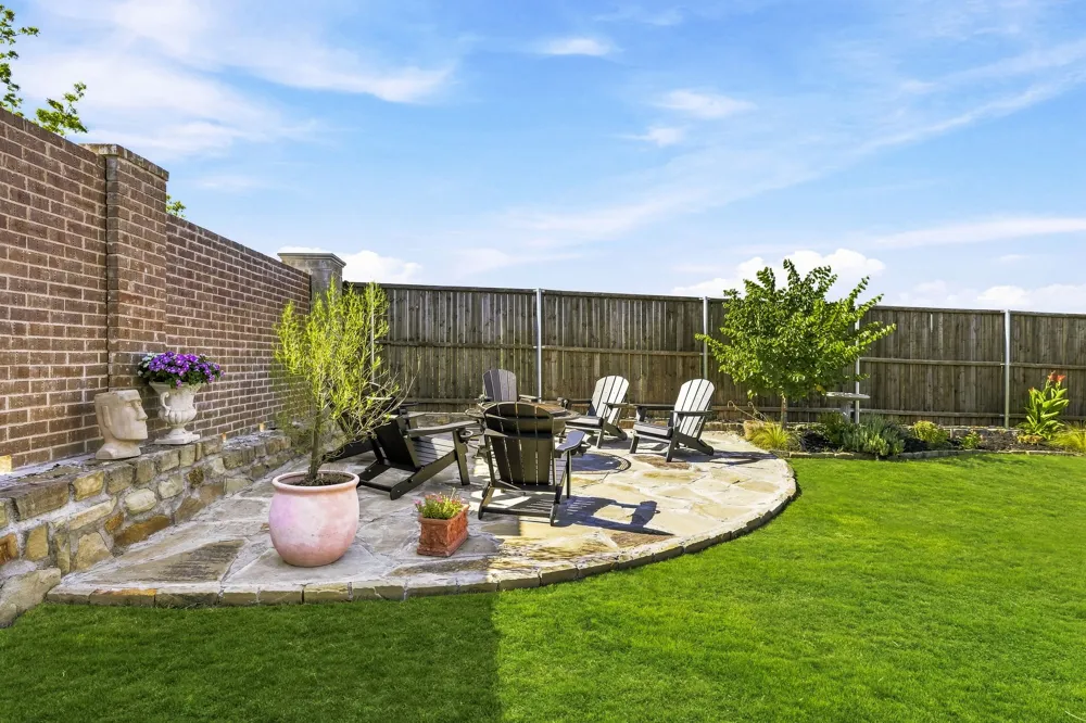 601 Bonnie Rose Lane Van Alstyne, TX 75495