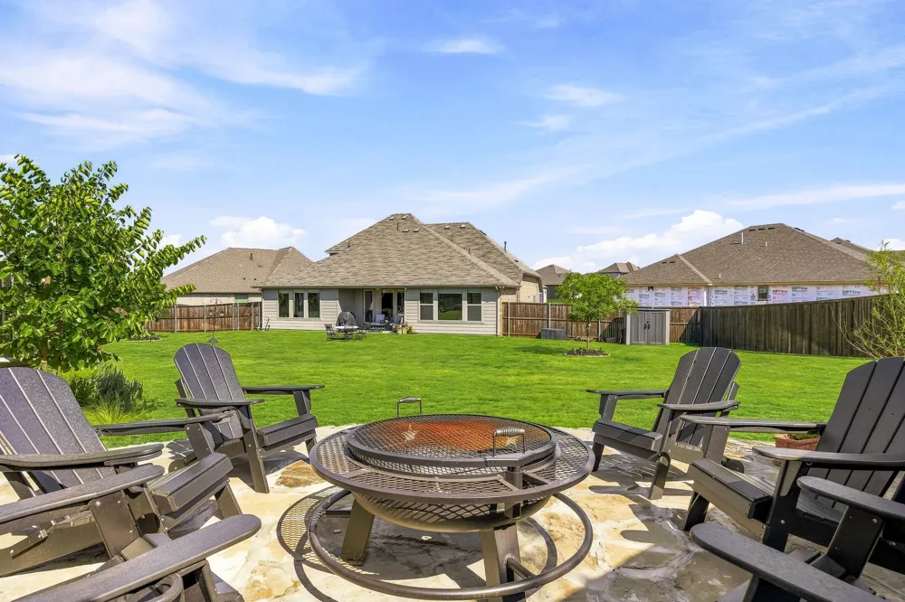 601 Bonnie Rose Lane Van Alstyne, TX 75495