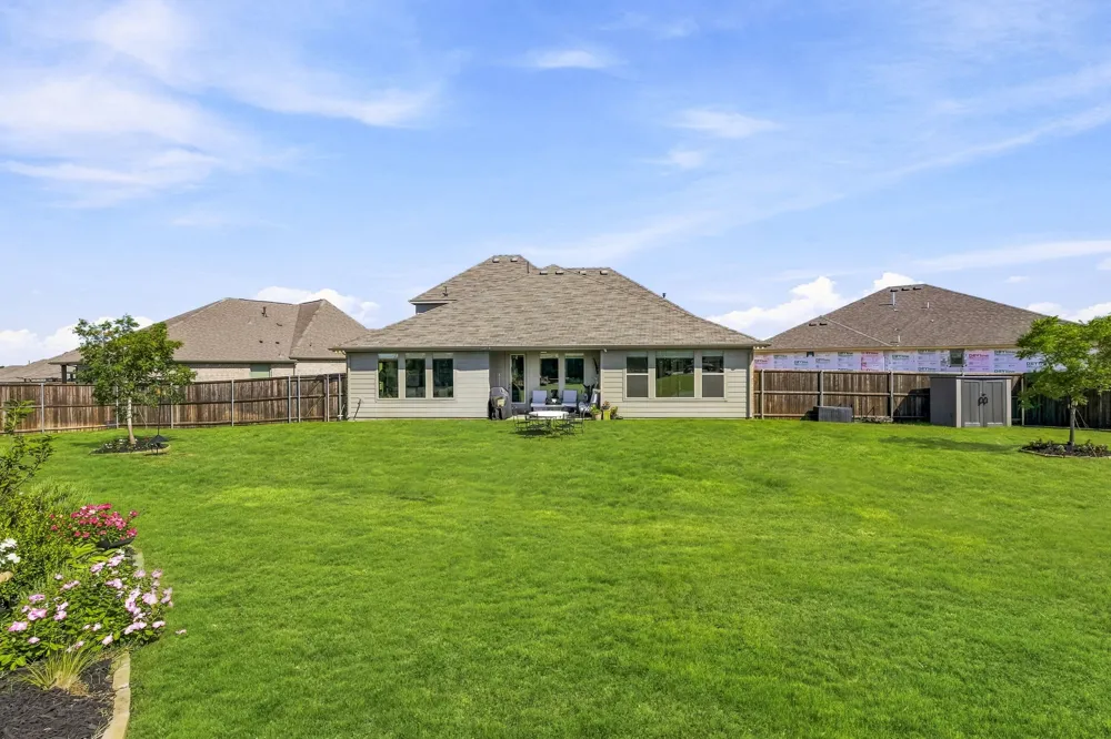 601 Bonnie Rose Lane Van Alstyne, TX 75495