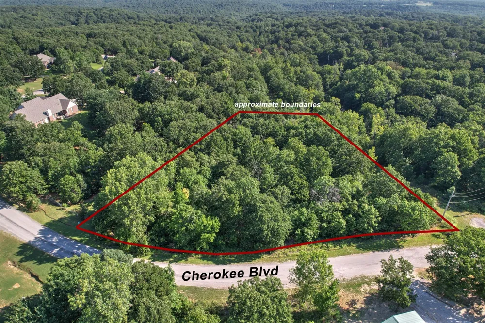 1 Cherokee Boulevard Skiatook, OK 74070
