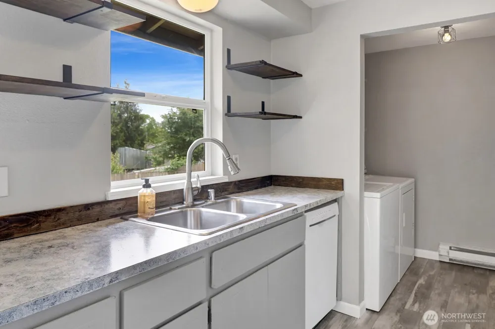 6130 Sunshine Drive Ferndale, WA 98248