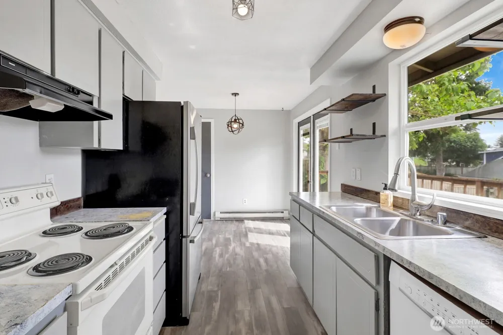 6130 Sunshine Drive Ferndale, WA 98248