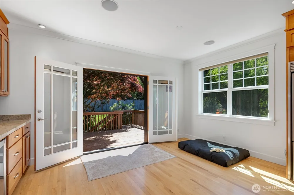 801 W Barrett Street Seattle, WA 98119