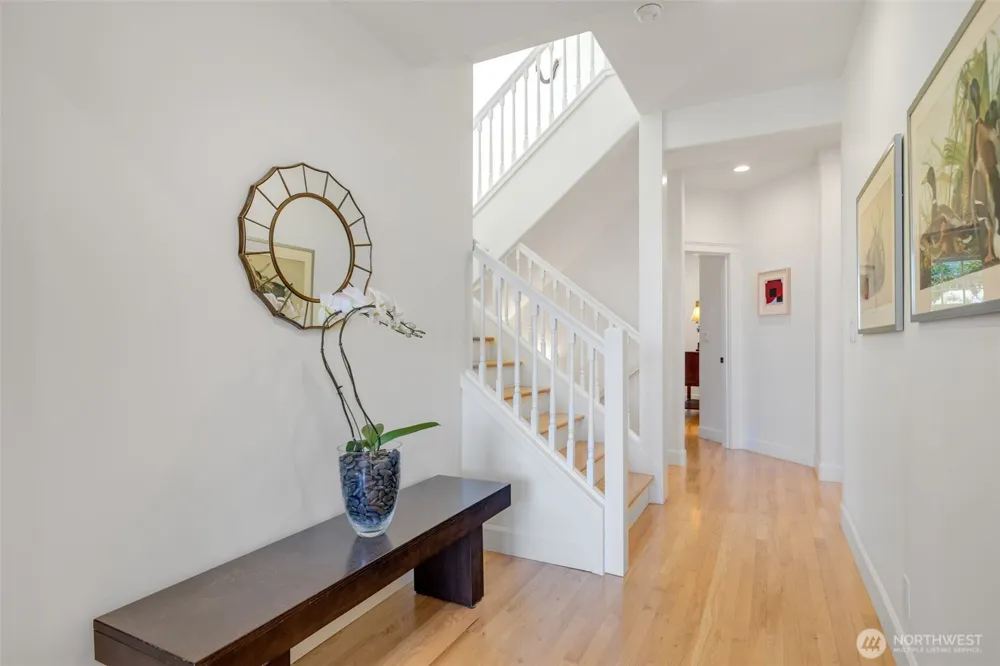 801 W Barrett Street Seattle, WA 98119